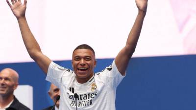 Kylian Mbappé no pudo ocultar su emoción en la presentación como nuevo jugador del Real Madrid.