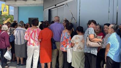 Hubo desesperación por parte de los maestros en las filas frente al Inprema.