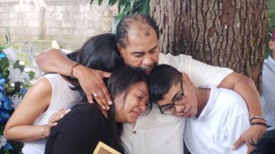 La familia de Anders Arriola está devastada por su partida. La trágica pérdida ha dejado un vacío profundo en sus seres queridos, quienes, además del dolor por su muerte, deben afrontar la difícil realidad de la forma en que perdió la vida.