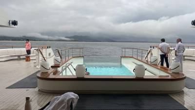 Cruceristas quedan maravillados con la Bahía de Tela