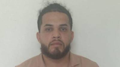 Momentos de la captura de Mario Antonio Perdomo Flores de 24 años de edad.