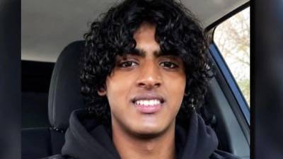 La fiscalía del condado de Middlesex en Estados Unidos acusó a un joven de 17 años de edad, identificado como Arjun Aravind,de un doble homicidio contra integrantes de su familia.