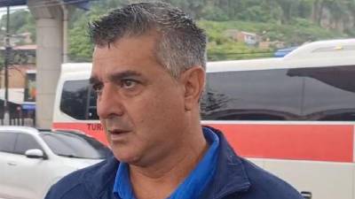 Diego Vázquez previo a la salida rumbo a Tela para iniciar pretemporada.