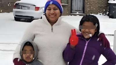 Lo que comenzó como una cita administrativa ante autoridades migratorias terminó en la<b> deportación</b> de una <b>familia hondureña</b>, integrada por padre, madre y dos niños en edad escolar, en un caso que ha generado indignación en la comunidad.