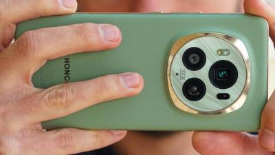 El HONOR Magic6 Pro viene acompañado con 12 GB de RAM y 512 GB de memoria interna, combinación ganadora cuando hablamos de un teléfono de gama alta.