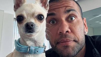 Diversos medios internacionales y fans de Dani Alves han mostrado preocupación por el exfutbolista brasileño.