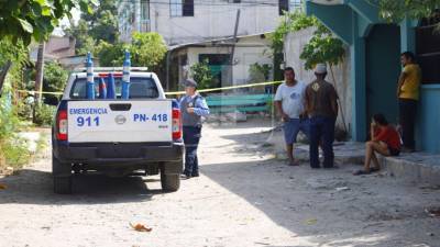 Una mujer identificada como Vilma Meléndez Natarén fue encontrada sin vida en la colonia Valle de Sula, en San Pedro Sula. De manera preliminar, su esposo relató que la víctima habría sufrido una caída luego de ingerir bebidas alcohólicas.