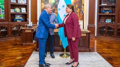 Roosevelt Hernández se convierte en el nuevo secretario de Estado en los Despachos de Defensa Nacional.