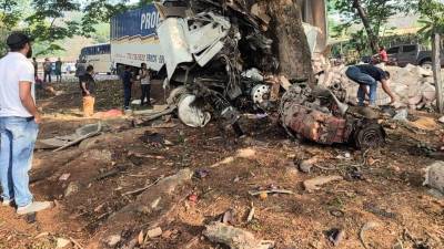 El accidente dejó tres personas muertas en Campamento, Olancho.
