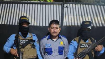 Carlos Villanueva Pérez.