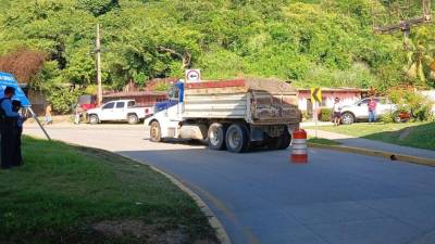 El conductor de la volqueta fue requerido.