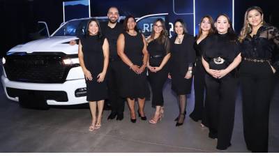 La prestigiosa empresa automotriz Grupo Q ha presentado oficialmente el regreso de la nueva Jeep Compass Longitude y la llegada del pickup RAM 1500 Black Express Edition.