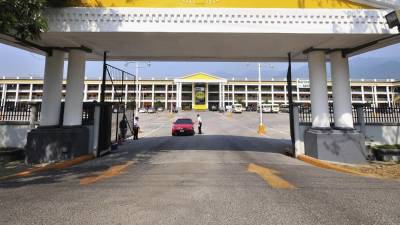 Los alumnos interesados en matricularse bajo esta iniciativa deben ingresar a la plataforma estudiantil de UTH en donde tendrán acceso a inscribir sus clases en la modalidad “flexihorario” con un solo click.