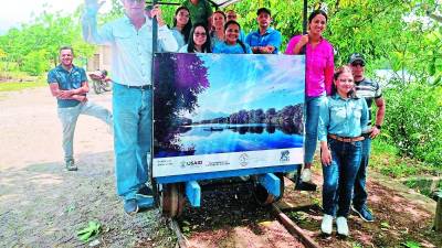 El Refugio de Vida Silvestre Cuero y Salado recupera su dinamismo y atractivo con la restauración del transporte, ya que solo se puede acceder por línea férrea.