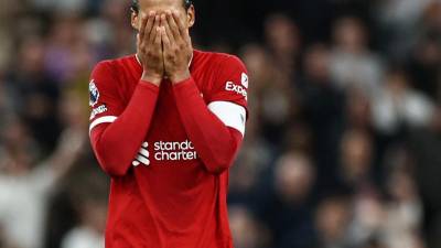 El zaguero Van Dijk lamentó la derrota in extremis del Liverpool.