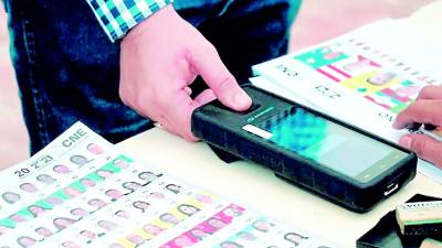 A criterio del analista Ramón Custodio, es importante que la población salga a votar de manera masiva.