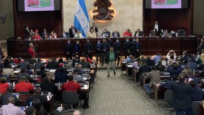 Fracasa primer intento para elegir fiscal general y adjunto