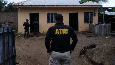 La Fiscalía destacó que los operativos han permitido “golpear las estructuras financieras de esta célula delictiva en Tocoa, Colón.