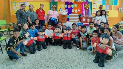 Los niños fueron agasajados en su día por la empresa Retlan.