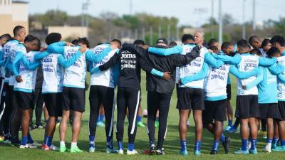 La Selección de Honduras realizó su segundo entrenamiento de cara al duelo del sábado ante Costa Rica por el boleto a la Copa América. ¿Qué pasó con Jonathan Rougier?