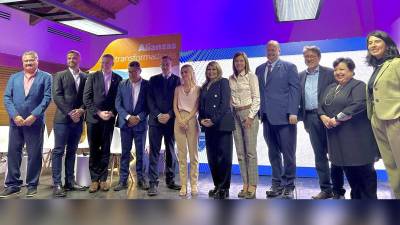 Representantes de AgroAmérica, Grupo AG, Grupo Ficohsa y Grupo Mariposa, durante la reunión organizada por La Alianza para Centroamérica y Transparencia Internacional.