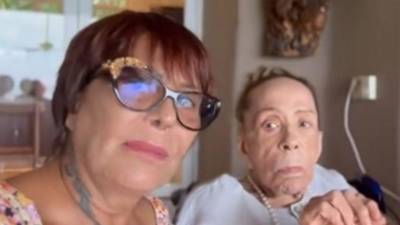 Alejandra Guzmán y su madre Silvia Pinal.