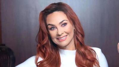 La actriz Aracely Arámbula.