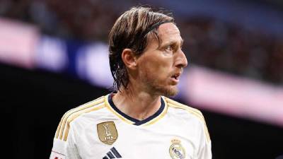 Luka Modric se quedará en el Real Madrid hasta junio de 2024.