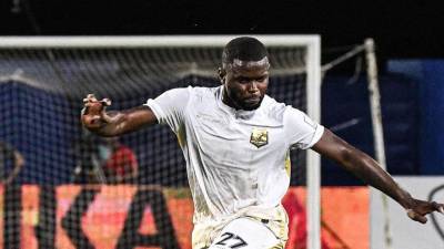 Elison Rivas se desempeña como lateral zurdo.