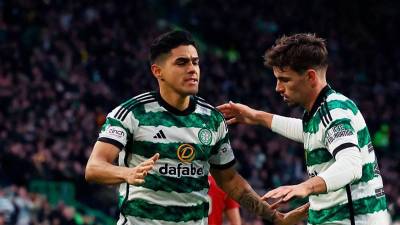 Luis Palma fue titular con el Celtic y disputó casi todo el encuentro ante el St. Johnstone por la Liga Premier de Escocia.