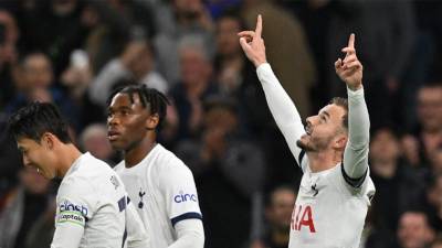 James Maddison anotó el gol definitivo de la victoria del Tottenham y lo festejó de esta manera.