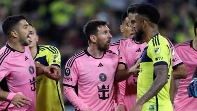 Messi se encaró con el panameño Aníbal Godoy del Nashville en un vibrante partido de la Concacaf Champions Cup.