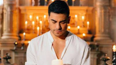 El cantante Carlos Rivera.