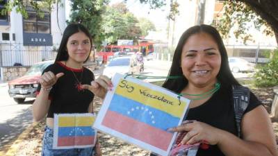 Venezolanos en Honduras festejando la captura de Maduro.