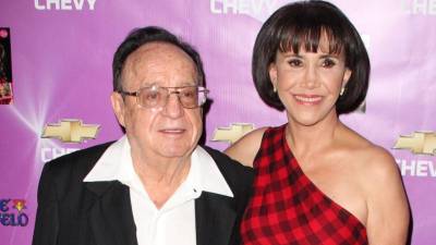 El fallecido actor Roberto Gómez Bolaños y su esposa Florinda Meza.