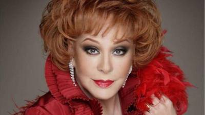 La actriz Silvia Pinal.