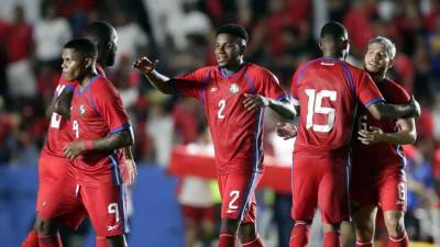 Jugadores de Panamá celebrando la victoria sobre Martinica en la Liga de Naciones de la Concacaf.