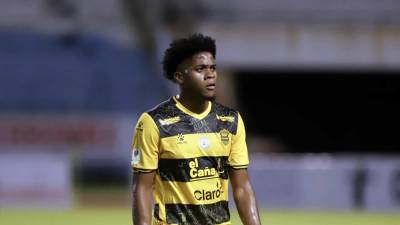 Exon Arzú se marcha del Real España para jugar en el extranjero la próxima temporada.