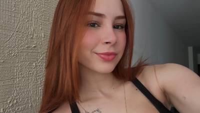La influencer Maria Eduarda Alves dos Santos, conocida en redes sociales como Duda Alves, murió a los 22 años en Brasilia, en circunstancias que son investigadas por las autoridades. Su fallecimiento fue comunicado por familiares y amigos el 15 de septiembre, mientras que la Policía Civil del Distrito Federal señaló que la muerte ocurrió el 13 de septiembre.