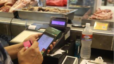 El récord crediticio es uno de los principales factores que toman en cuenta bancos y comercios al momento de aprobar préstamos o créditos. Especialistas en educación financiera lo comparan con una hoja de vida laboral: reúne información sobre el comportamiento de pago y permite medir el nivel de responsabilidad financiera de una persona.