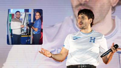 El interprete de Tacones rojos, puso a bailar a los presentes, compartiendo así una experiencia única