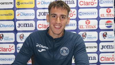 Rodrigo Auzmendi es el octavo refuerzo de Motagua. Jorge Serrano (panameño), Edwin Munguía, Marlon Licona, Cristopher Meléndez, Héctor Castellanos, Rodrigo Gómez (argentino) y Rubilio Castillo