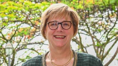 La embajadora de Estados Unidos, Laura Dogu.