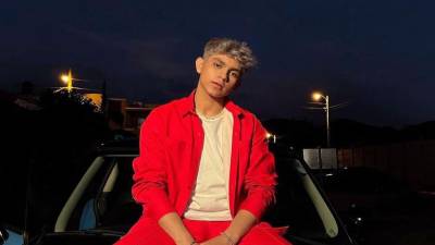 El cantante hondureño Diego Rotti.