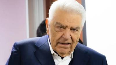 El chileno Don Francisco volverá este año a Univision, canal en el que presentó 'Sábado Gigante' hasta 2015, con una nueva serie especial de duración limitada en la que entrevistará a figuras hispanas en Estados Unidos, según anunció este martes la televisora.