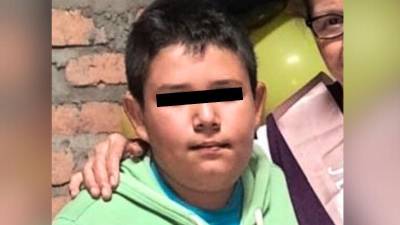 El menor fue hallado sin vida en un solar baldío.