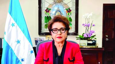 Rebeca Ráquel, presidenta de la Corte Suprema.