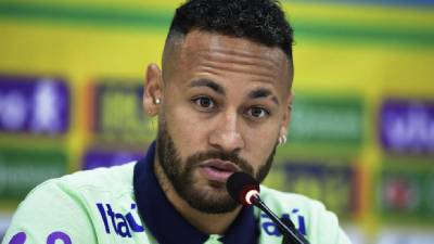 Neymar en conferencia de prensa previo a su estreno en las Eliminatorias sudamericanas 2024.