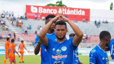 Victoria venció a la UPFNM en un partido que tuvo de todo