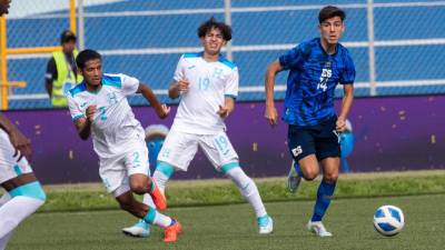 La Sub-22 de Honduras enfrenta a El Salvador en partido por la medalla de bronce de los Juegos Centroamericanos y del Caribe 2023.